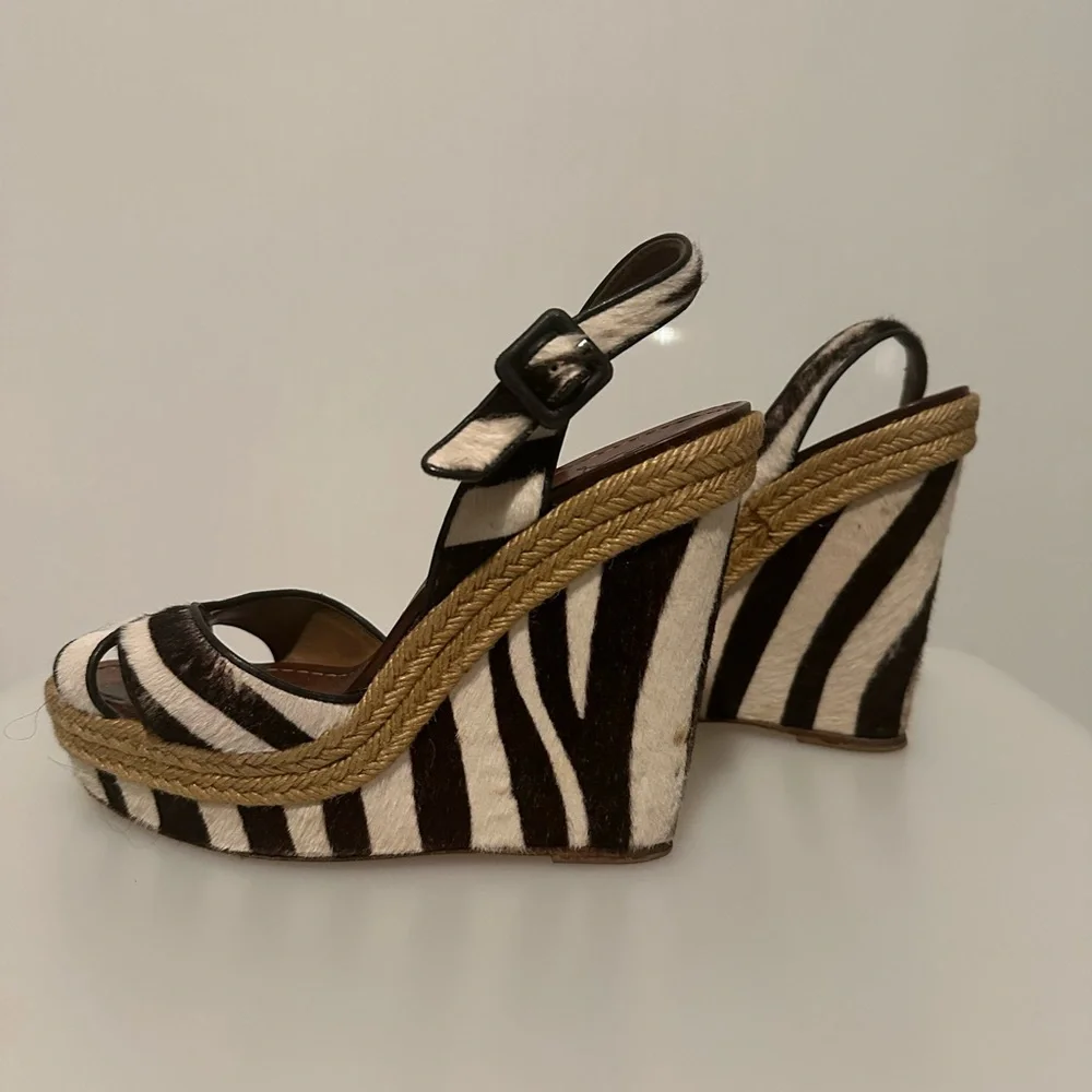 Authentic Christian Louboutin Tigresse 120mm Pony Hair Wedge Sz 39 - Picture 5 of 10
